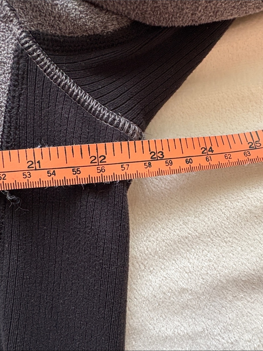 LULULEMON Women's Grey Quarter Zip Fleece Sweater - Picture 15 of 16